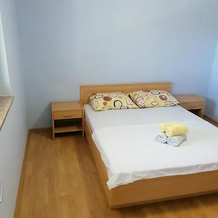 Дом отдыха Robinson's House Krusevo (Zadar)