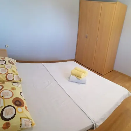 Дом отдыха Robinson's House
