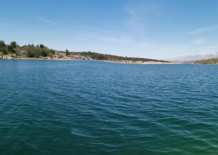 Robinson's House * Kruševo