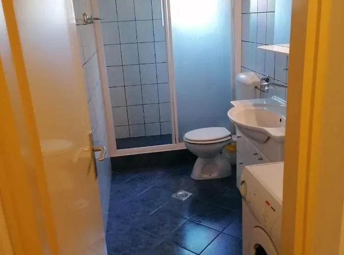 Robinson's House * Krusevo (Zadar)