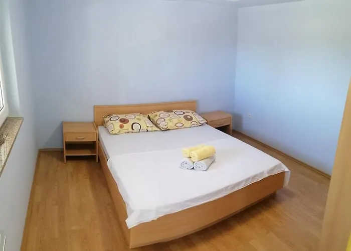 Robinson's House Дом отдыха